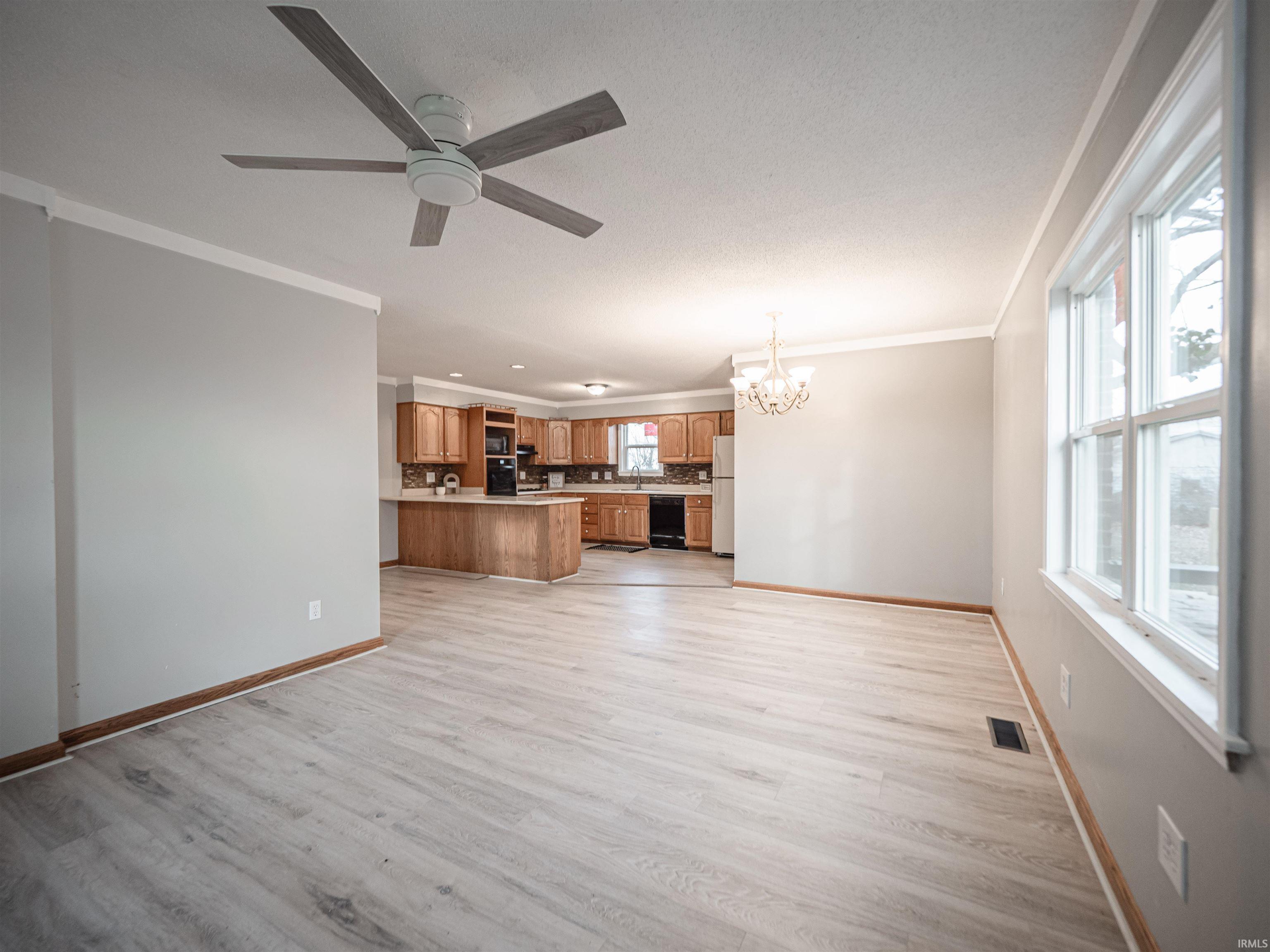 914 West 5th Street Mount Vernon, IN 47620 - Photo 15 of 36