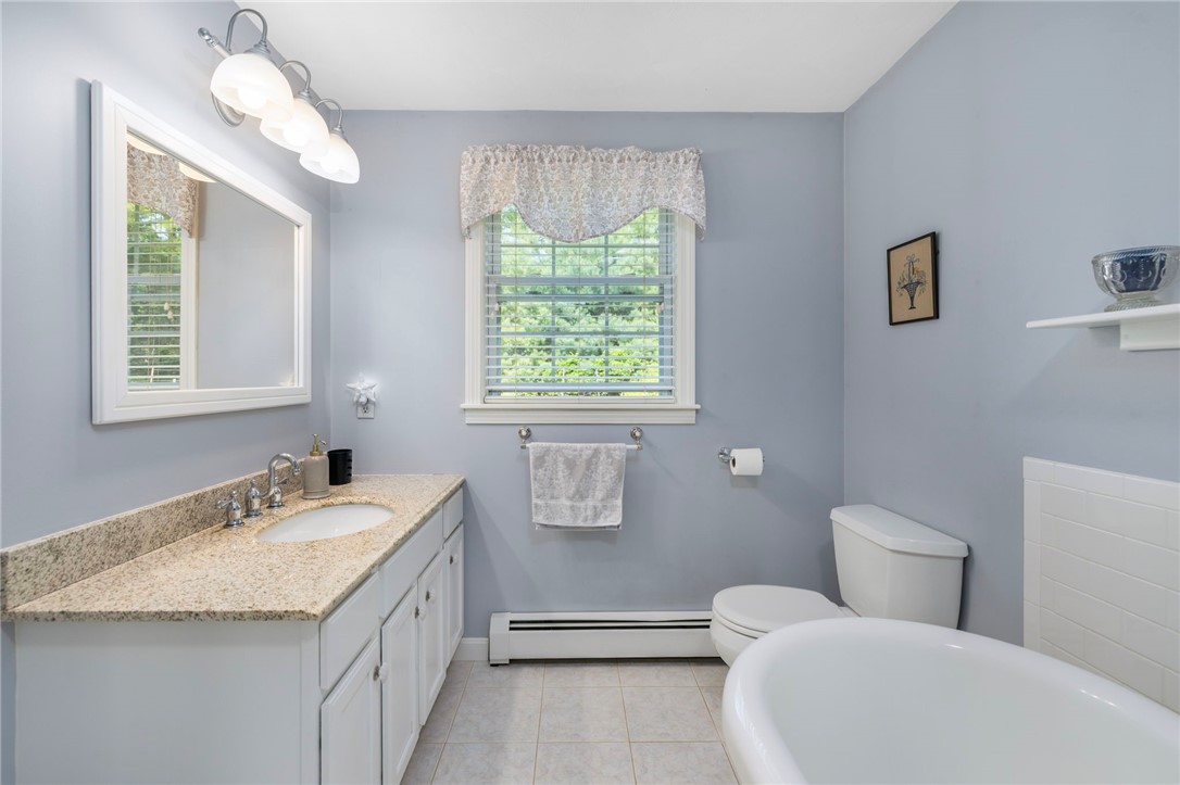 25 Clarkin Pond Road Charlestown, RI 02813 - Photo 28 of 49