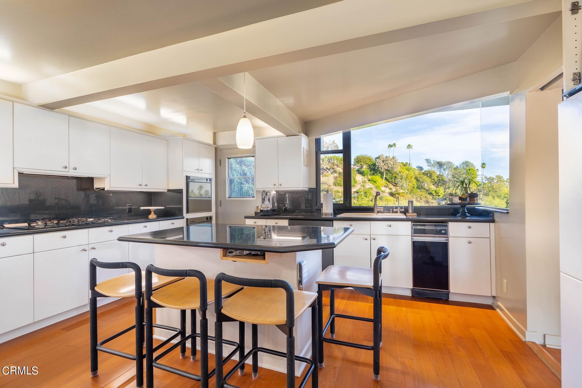 83 Patrician Way Pasadena, CA 91105 - Photo 13 of 36 kitchen1