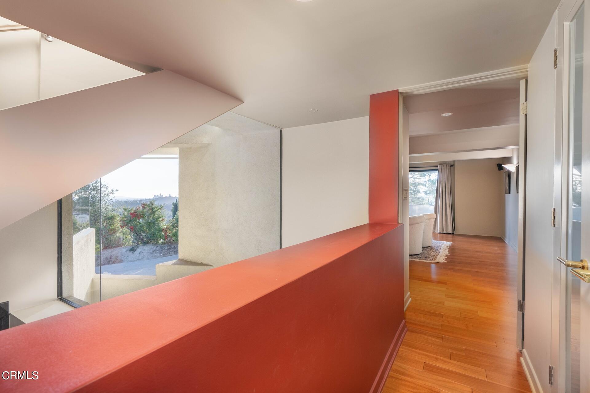 83 Patrician Way Pasadena, CA 91105 - Photo 17 of 36 hall2