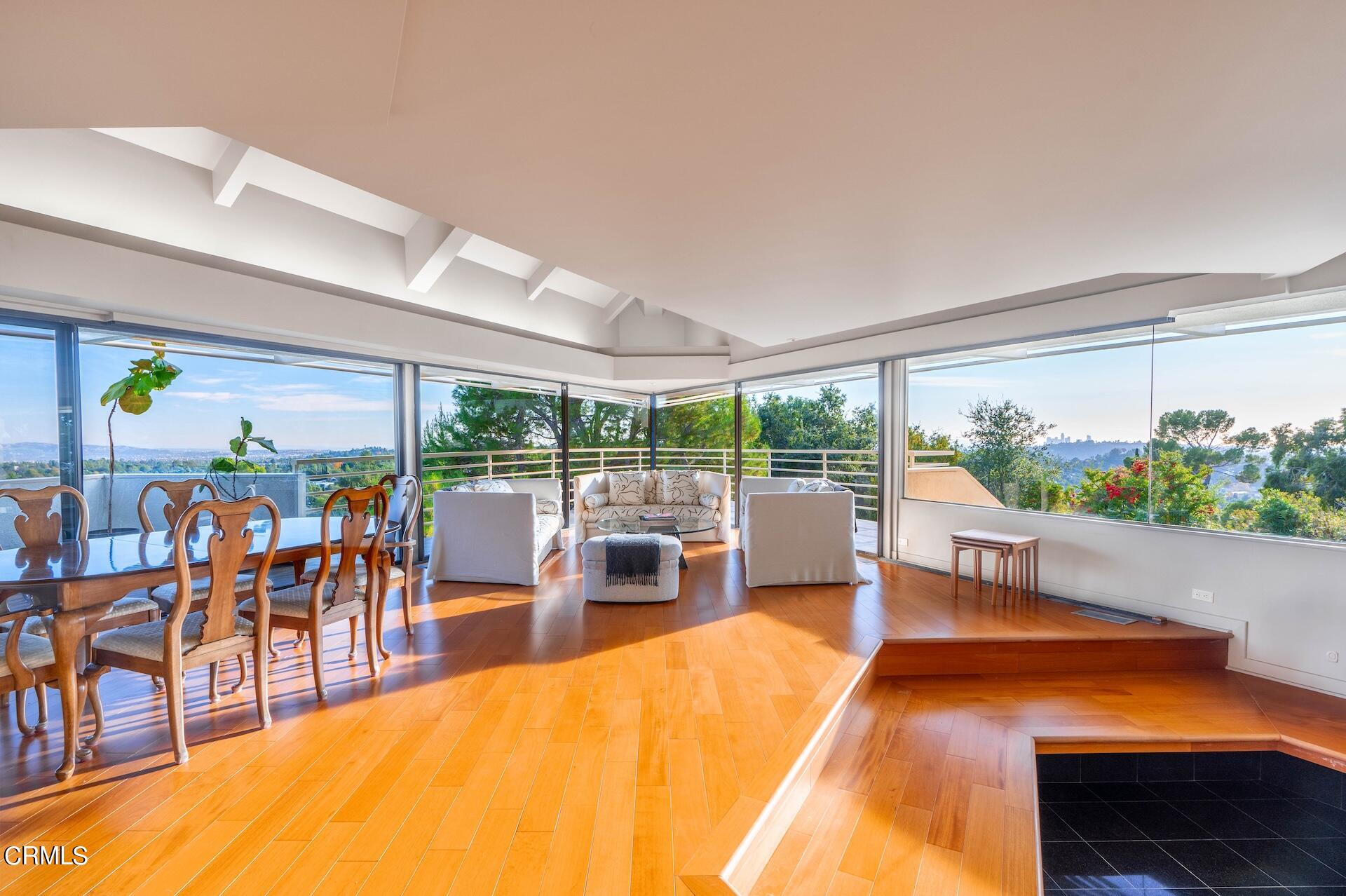 83 Patrician Way Pasadena, CA 91105 - Photo 7 of 36 living2