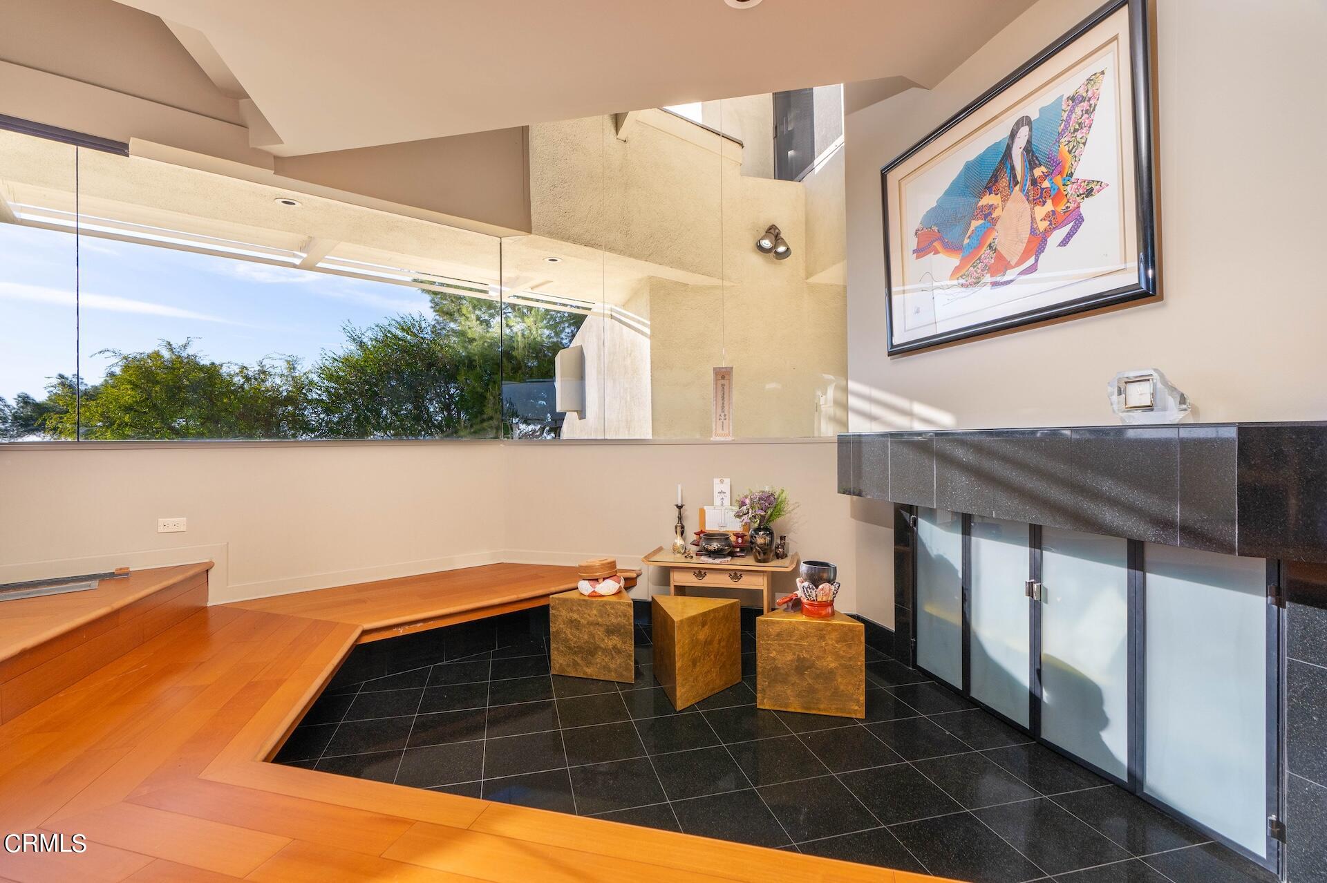 83 Patrician Way Pasadena, CA 91105 - Photo 10 of 36 living4