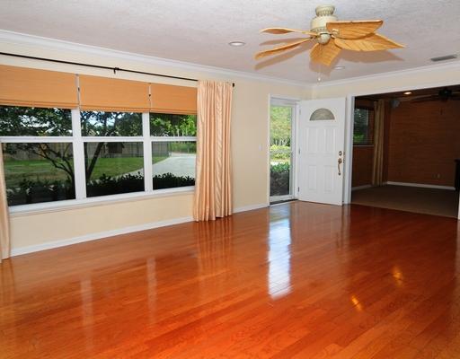 26 East Riverside Drive Jupiter, FL 33469 - Photo 4 of 25 Additional Photo