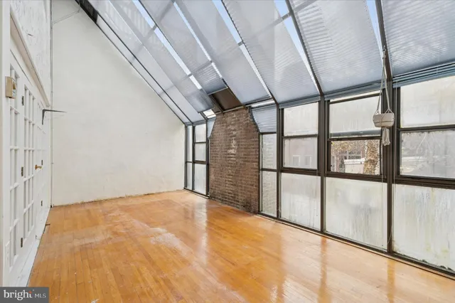 $950,000 | 304 Delancey Street, Philadelphia, PA 19106