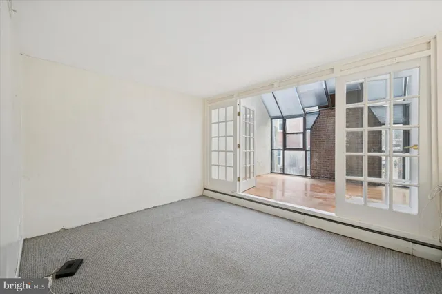 $950,000 | 304 Delancey Street, Philadelphia, PA 19106