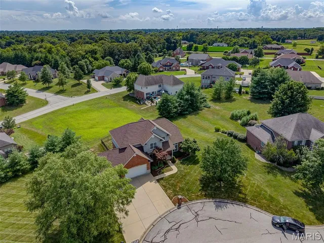 $499,000 | 4904 Barnwood Lane, Millstadt, IL 62260