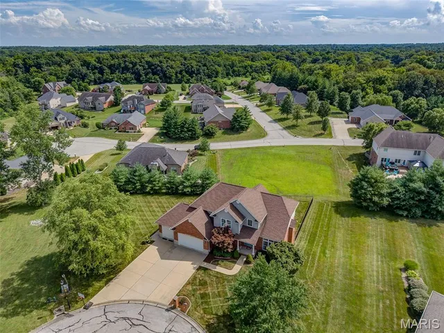 $499,000 | 4904 Barnwood Lane, Millstadt, IL 62260