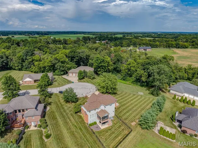 $499,000 | 4904 Barnwood Lane, Millstadt, IL 62260