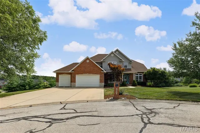 $499,000 | 4904 Barnwood Lane, Millstadt, IL 62260