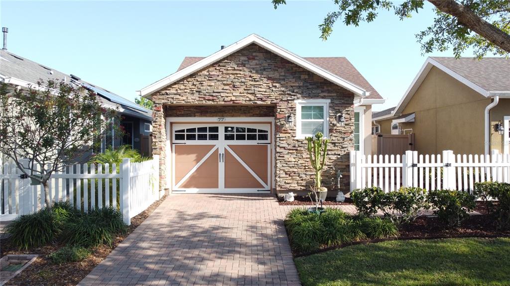 ENERGY EFFICIENT 2 bedrooms, 2 baths, with SOLAR