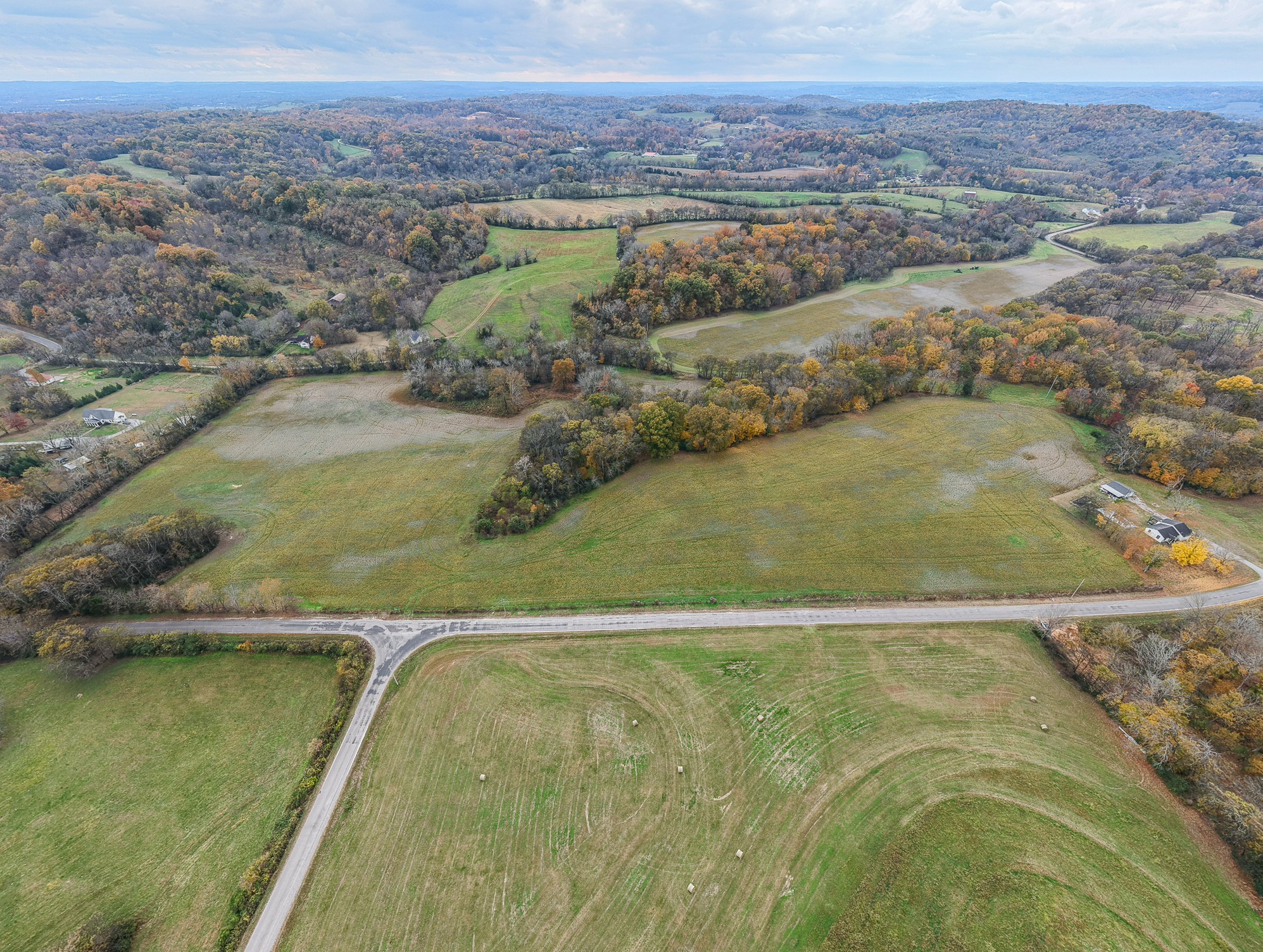 10 Craig Bridge Road Williamsport, TN 38487 - Photo 8 of 11 Gallery Image 8