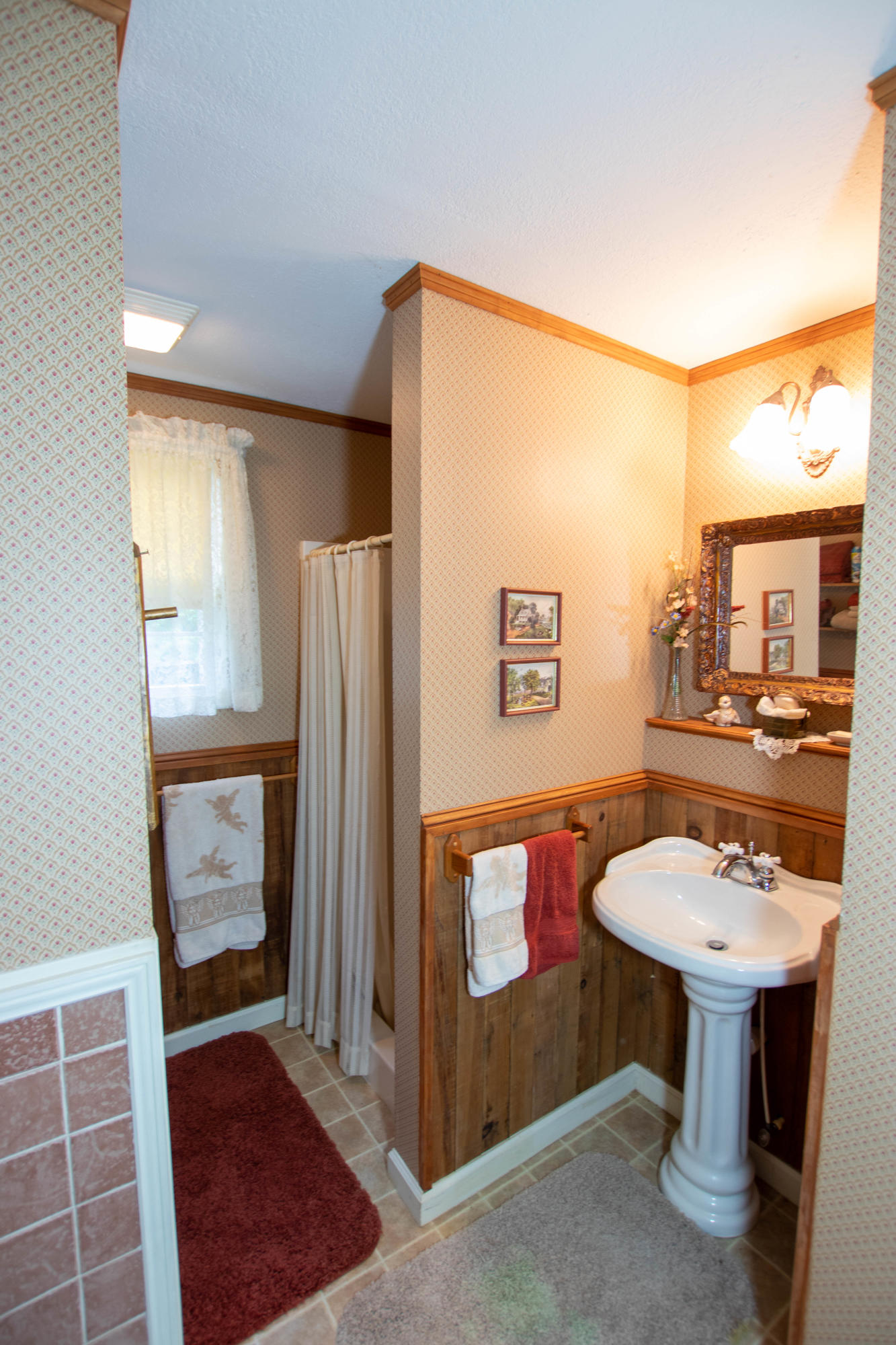 2432 Dripping Springs Road Seymour, TN 37865 - Photo 21 of 29 Bathroom...