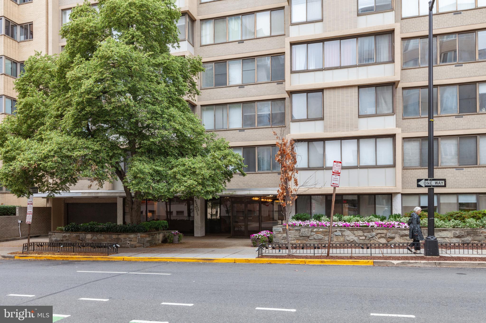 522 21st Street Northwest, Unit 410 Washington, DC 20006 - Photo 2 of 24