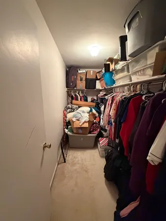 $174,900 | 1475 Rebecca Drive, Unit 213, Hoffman Estates, IL 60169