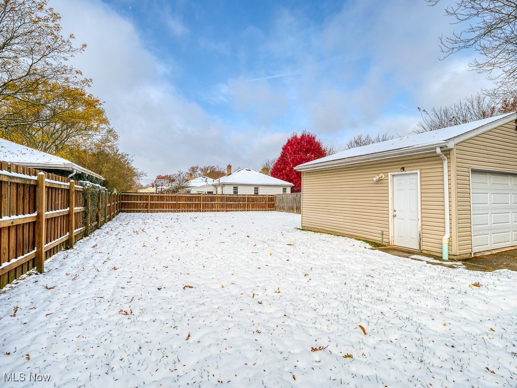 6794 York Road Cleveland, OH 44130 - Photo 7 of 45 Full Privacy fence and gated driveway for full enclosure