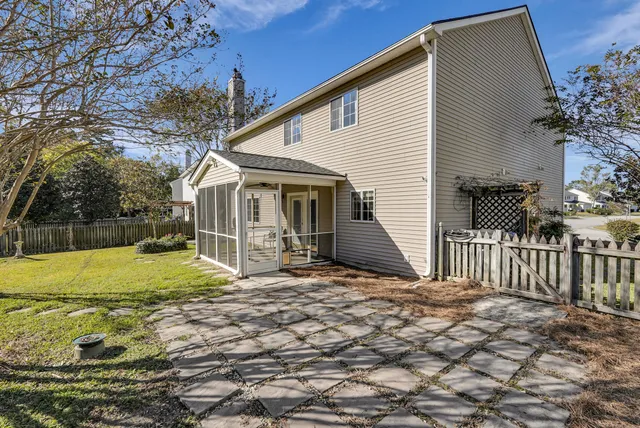 $375,000 | 20 Creek Bend Drive, Summerville, SC 29485
