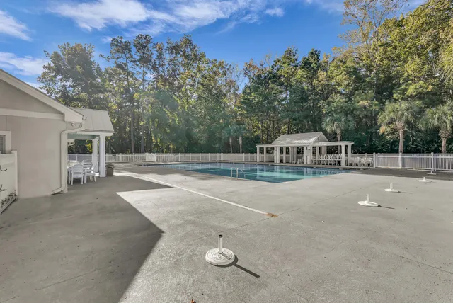 $375,000 | 20 Creek Bend Drive, Summerville, SC 29485