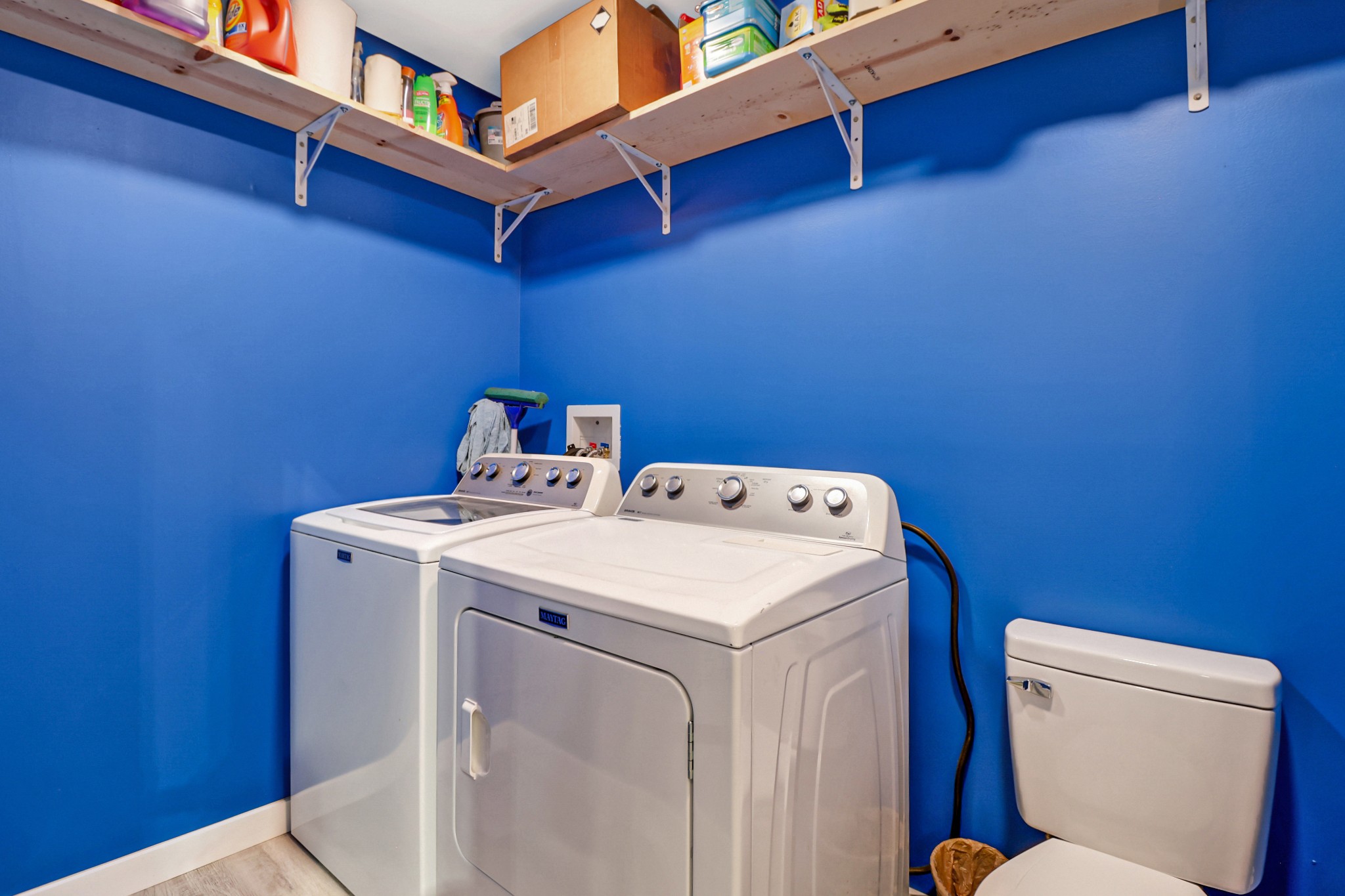148 Porter Lane Spring City, TN 37381 - Photo 8 of 53 a utility room with dryer and washer