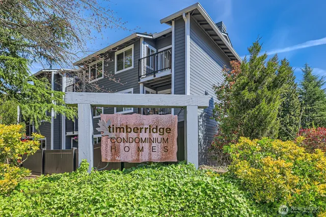 $349,950 | 14002 Northeast 181st Place, Unit A302, Woodinville, WA 98072