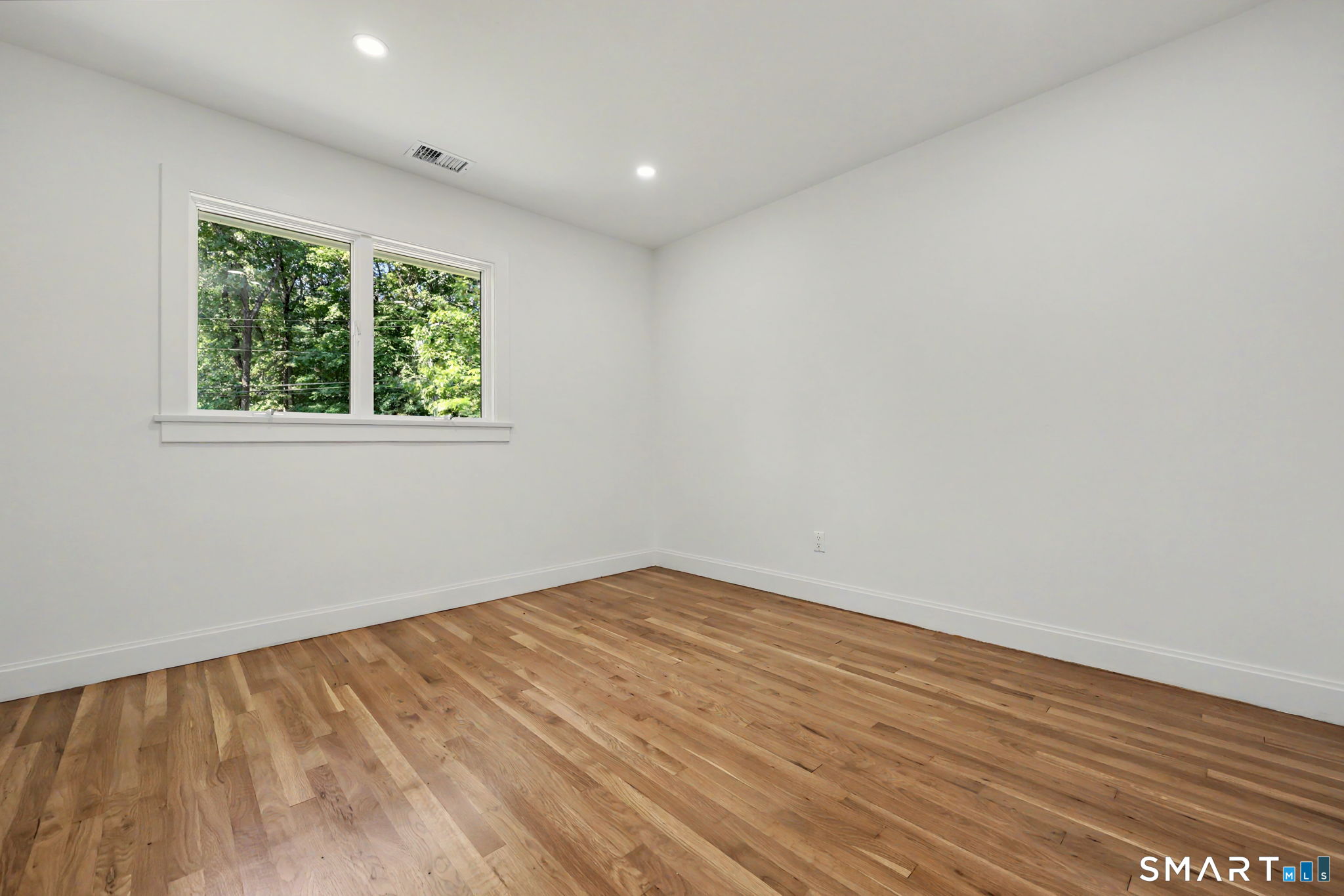 8 Live Oak Road Norwalk, CT 06851 - Photo 31 of 40