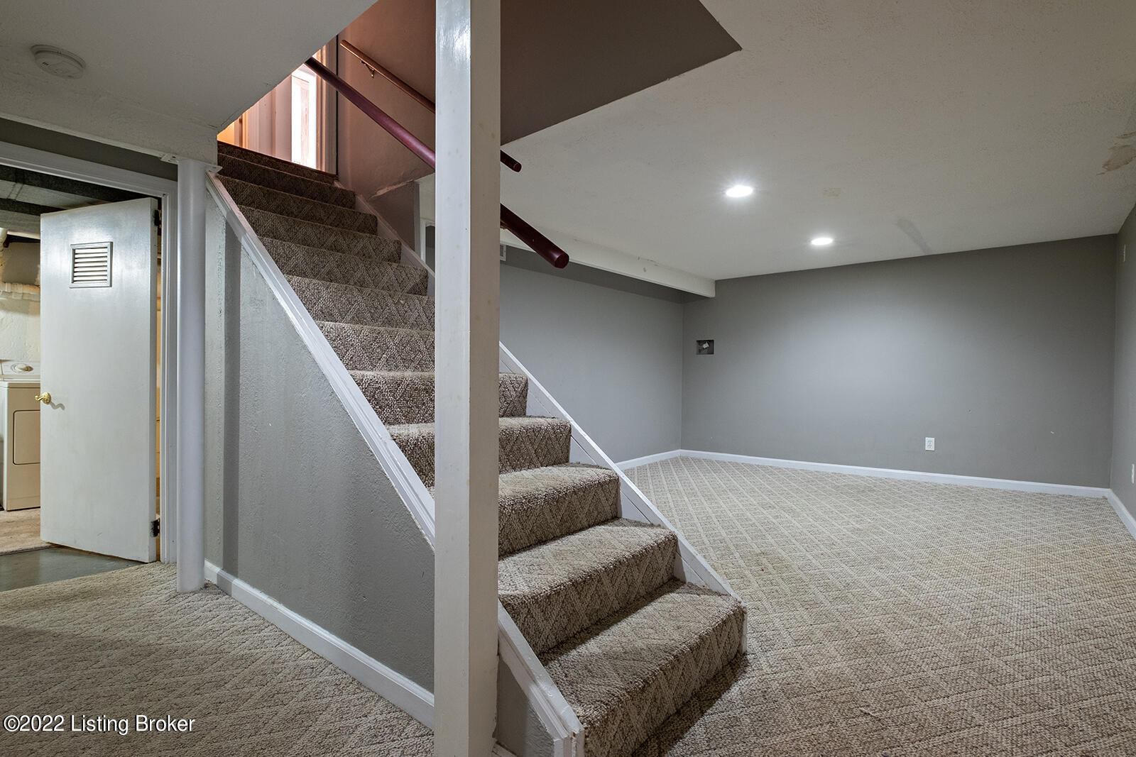 4512 Fox Run Road Louisville, KY 40207 - Photo 44 of 66 0047
