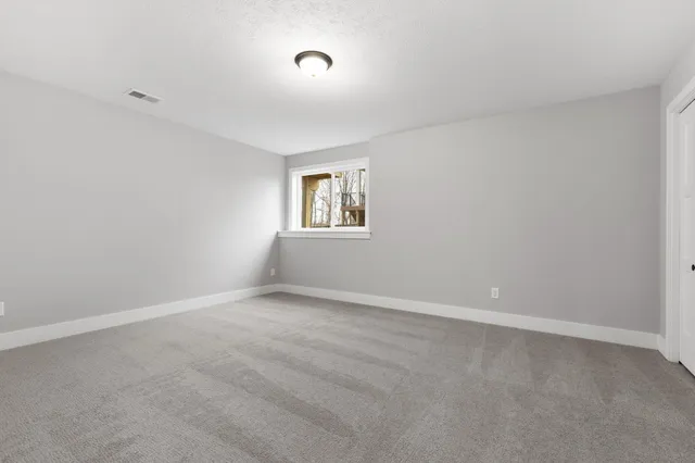 $799,900 | 3276 Barett Ridge, Jenison, MI 49428