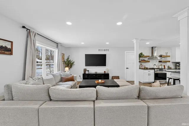 $650,000 | 51275 Crooked Oak Drive, Granger, IN 46530