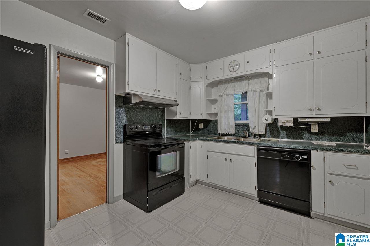 1164 Bowman Road Birmingham, AL 35235 - Photo 9 of 23