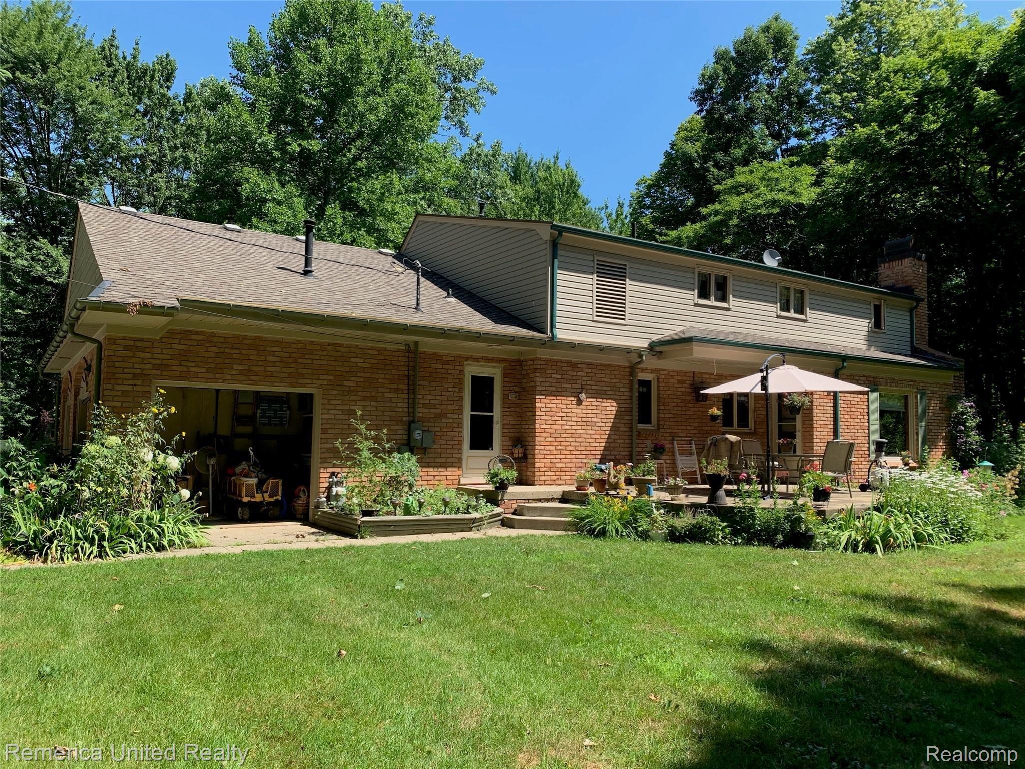 3939 County Line Road Casco, MI 48064 - Photo 3 of 38 Back1 (1).jpg