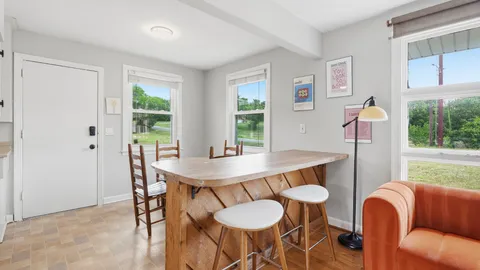 $349,900 | 368 Oakview Drive, Nashville, TN 37207