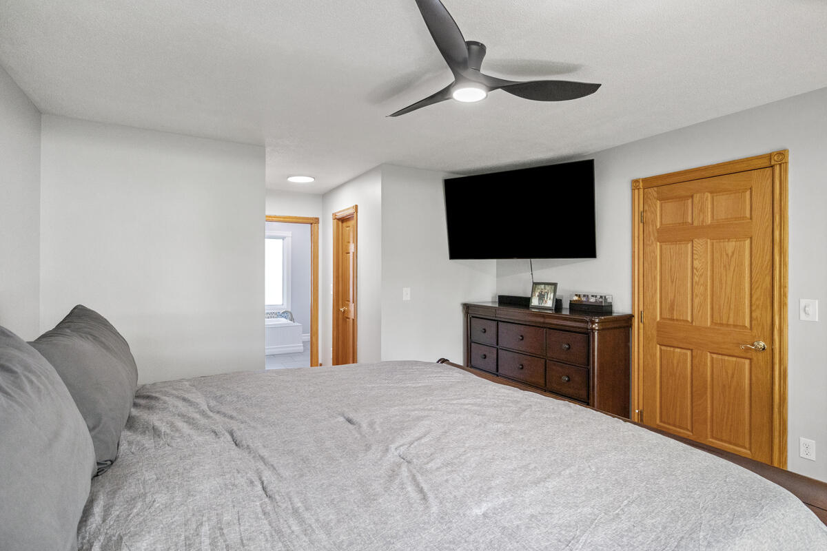 607 Apache Drive Fremont, MI 49412 - Photo 16 of 34 607-Apache_012 - Copy