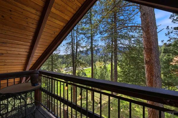 $796,985 | 45 Rainbow Ridge Road, Garden Valley, ID 83622