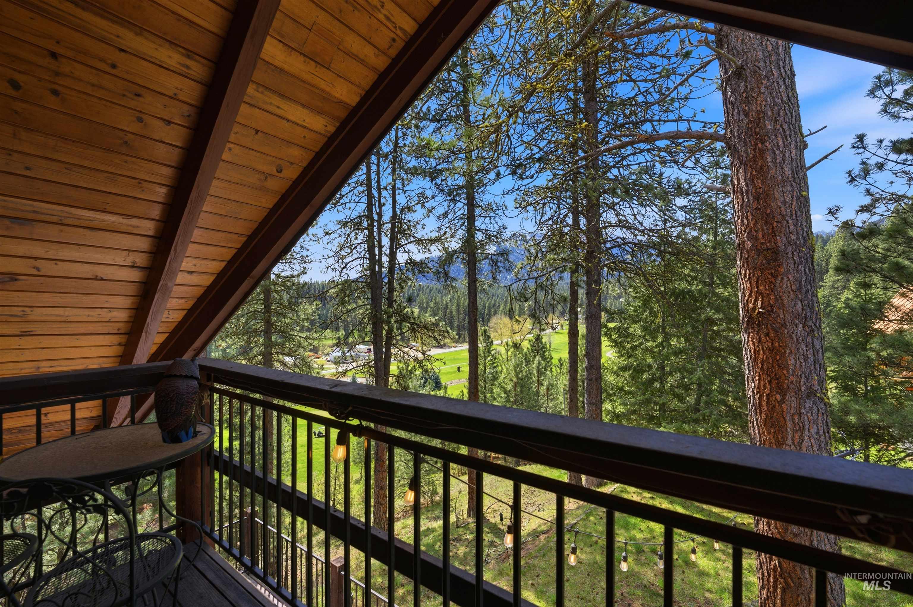 45 Rainbow Ridge Road Garden Valley, ID 83622 - Photo 29 of 41 View of balcony