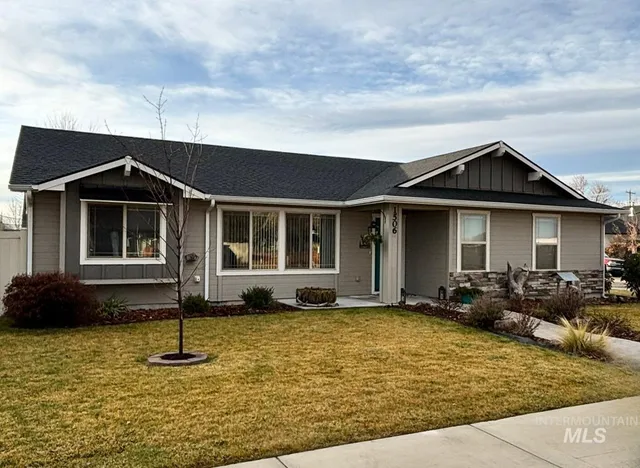 $459,900 | 1506 Cottonwood Drive, Fruitland, ID 83619