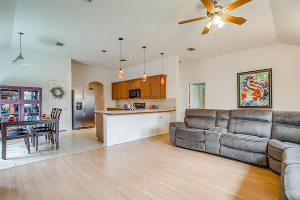 $272,000 | 620 Horn Street, Crowley, TX 76036