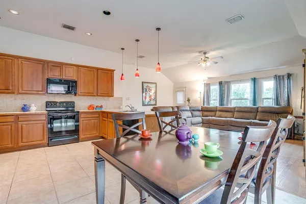 $272,000 | 620 Horn Street, Crowley, TX 76036