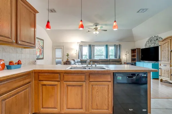 $272,000 | 620 Horn Street, Crowley, TX 76036