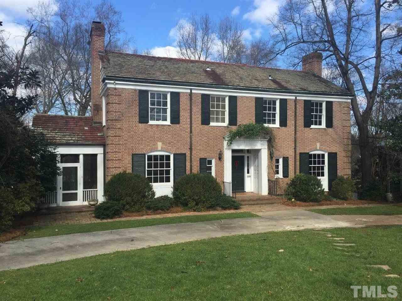 2830 Exeter Circle Raleigh, NC 27608 - Photo 1 of 6