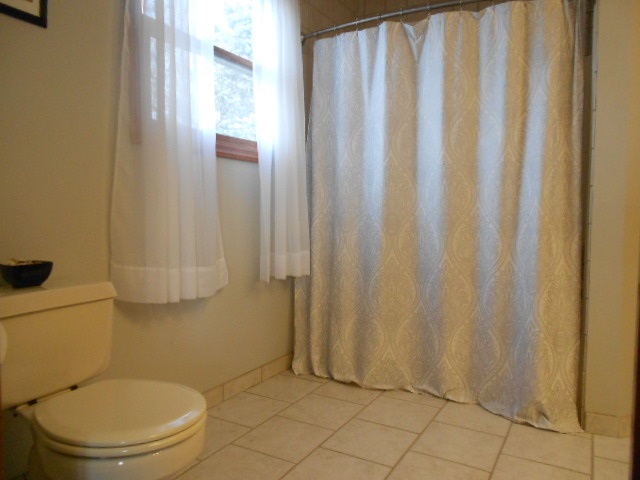 9684 East Cleveland Road Ashley, MI 48806 - Photo 17 of 28 1842376-16.JPG