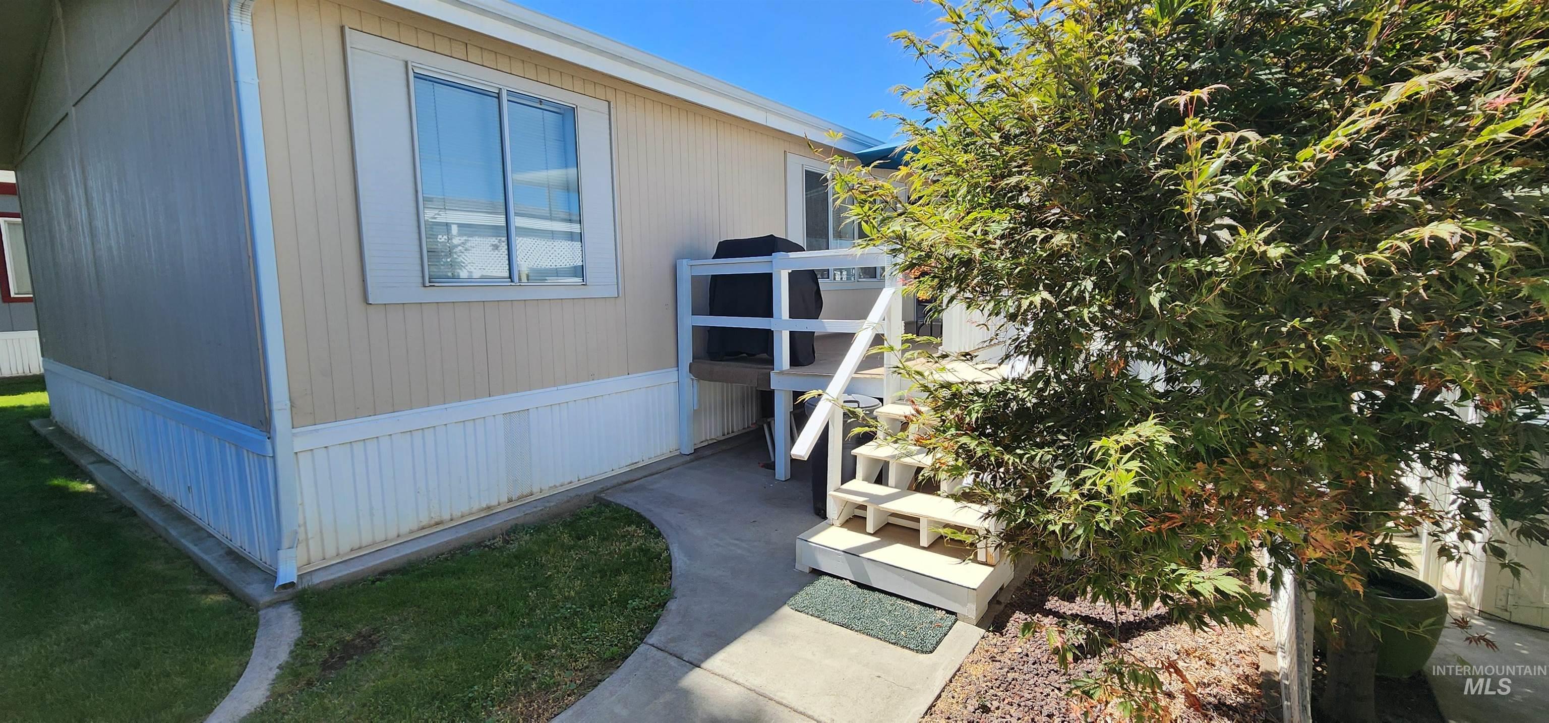 2115 6th Avenue, Unit 51 Clarkston, WA 99403 - Photo 35 of 45 View of home's exterior
