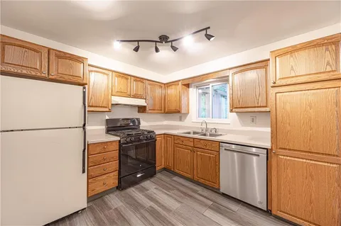 $239,000 | 344 Springwood Drive, Verona, PA 15147