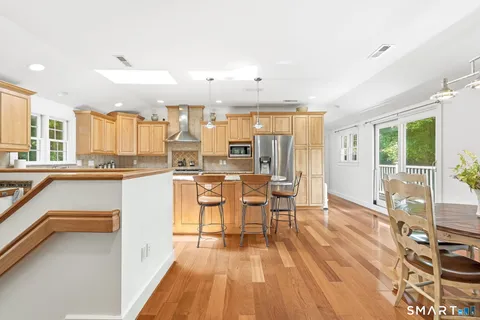 $1,075,000 | 149 Old Redding Road, Redding, CT 06896
