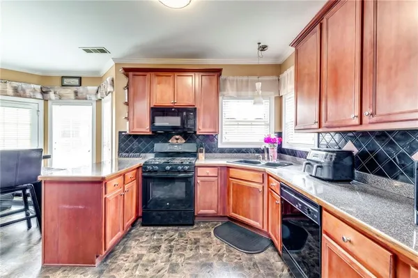 $383,899 | 2860 Weatherstone Circle Southeast, Conyers, GA 30094