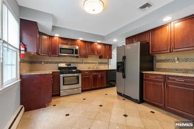 $5,400 | 68 Briarwood Avenue, Norwood, NJ 07648