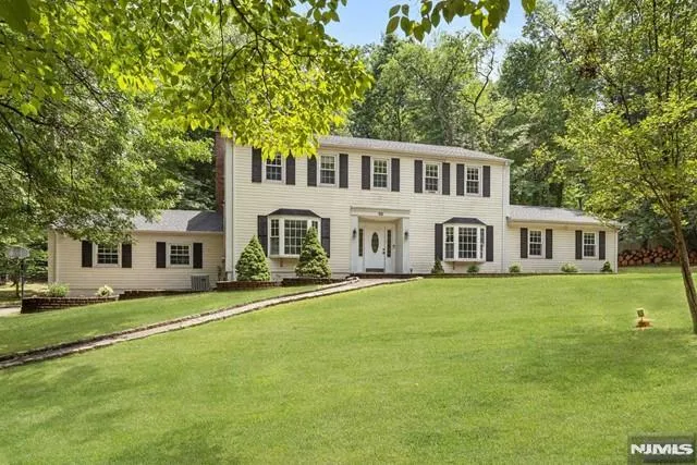 $5,400 | 68 Briarwood Avenue, Norwood, NJ 07648