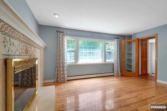 $5,400 | 68 Briarwood Avenue, Norwood, NJ 07648