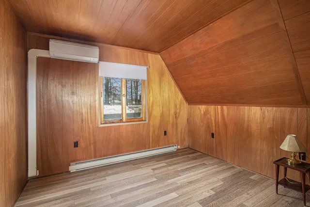 $460,000 | 45601 Peninsula Drive East, Grand Junction, MI 49056