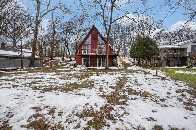 $460,000 | 45601 Peninsula Drive East, Grand Junction, MI 49056