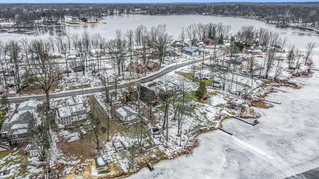 $460,000 | 45601 Peninsula Drive East, Grand Junction, MI 49056