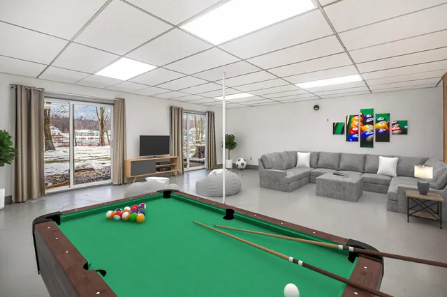 $460,000 | 45601 Peninsula Drive East, Grand Junction, MI 49056